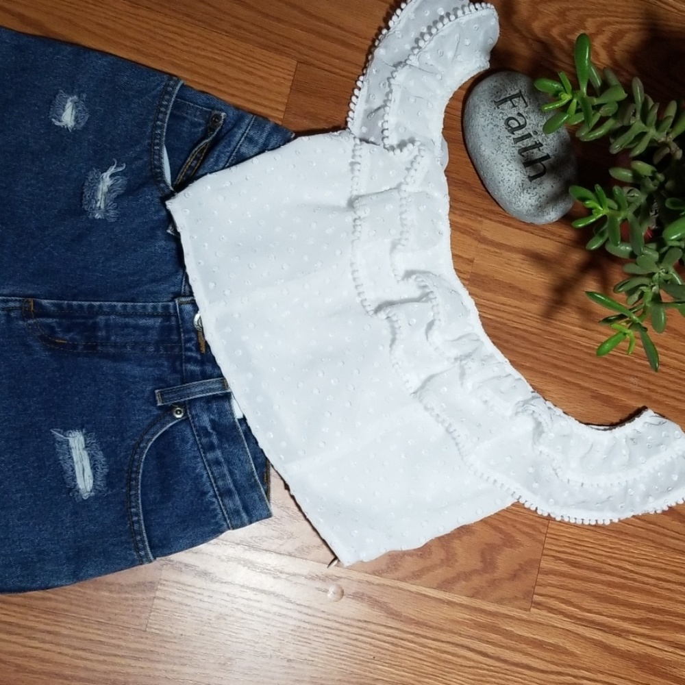 Forever 21 shorty‎ top small